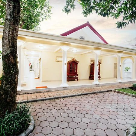Tirtodipuran Hotel By Natts Hospitality Indonesia Yogyakarta Dış mekan fotoğraf