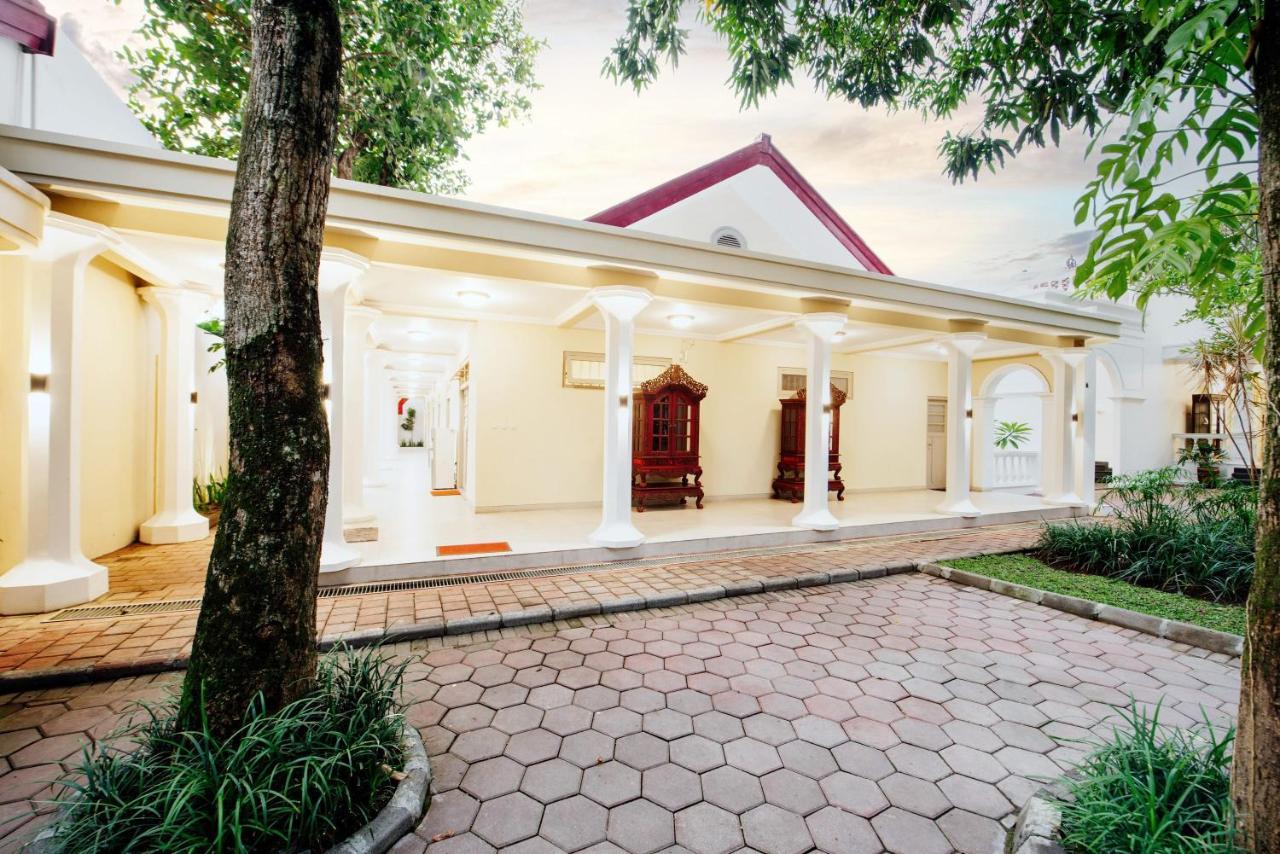 Tirtodipuran Hotel By Natts Hospitality Indonesia Yogyakarta Dış mekan fotoğraf